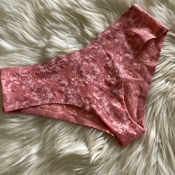 Victoria’s Secret Y2K hip hugger cheeky panties - Picture 2 of 7